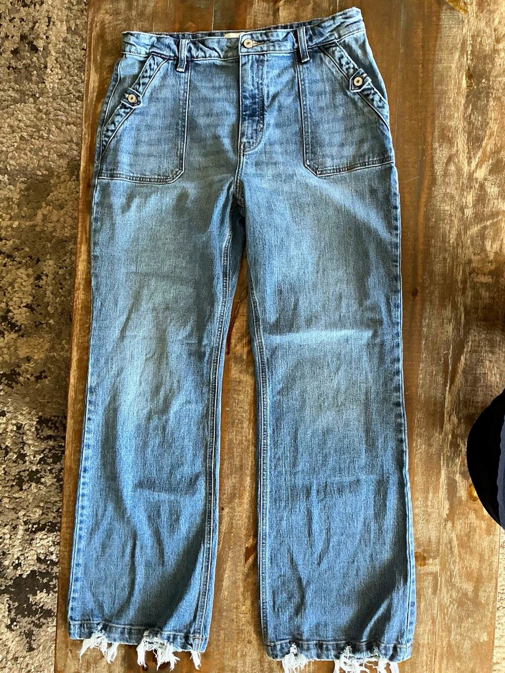 KanCan Light Wash Blue Straight Leg Stretch Raw Hem Jeans Juniors 15/31 KC2572M